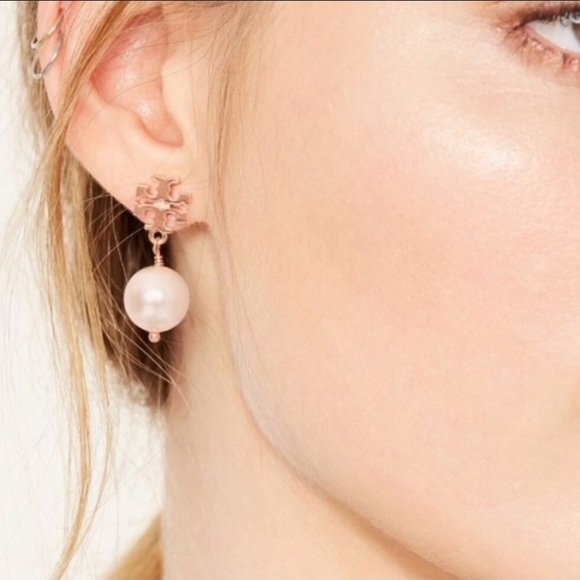 New Tory Burch Pearl Drop Earrings Rose Gold CCO - Picture 3 of 5